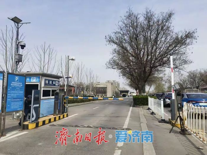 济南西客站周边13处停车场6221个停车位信息指南