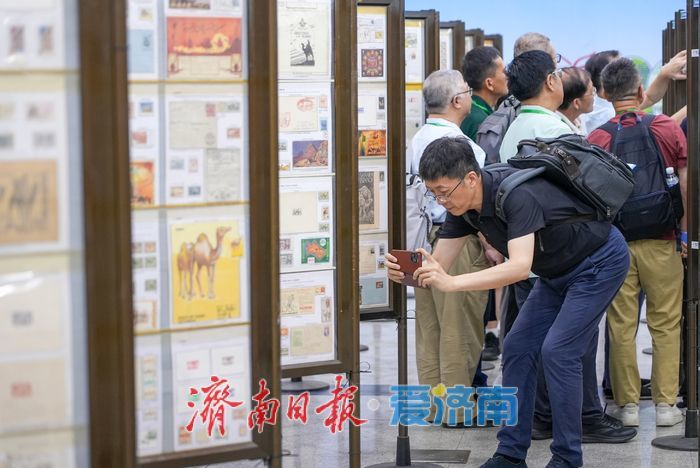 一年四季 泉在济南丨全国集邮盛宴亮相济南 开展首日迎万名观众观展