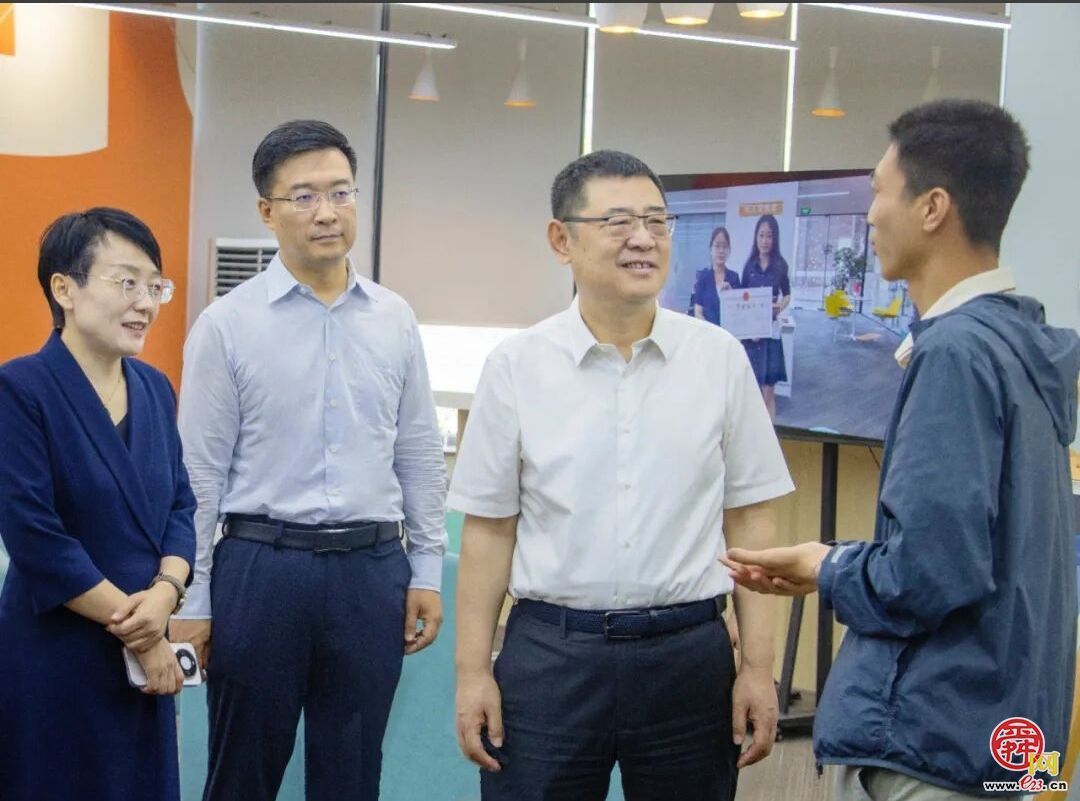主动服务企业 优化营商环境 济南市行政审批服务局开展树立和践行正确政绩观学习教育暨政务服务专题调研