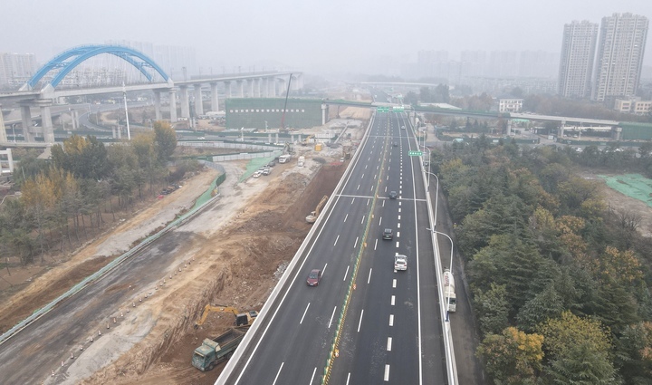 项目强省会｜邢村立交桥新建道路已双向通行，济南绕城高速小许家至港沟段改扩建施工进入新阶段