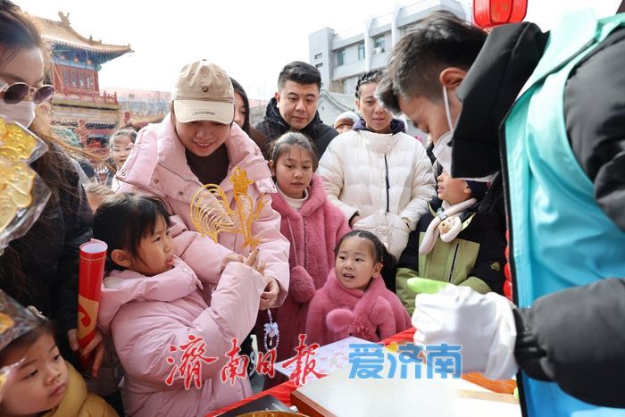 泉城年味拉满！济南春节特色展演引八方来客