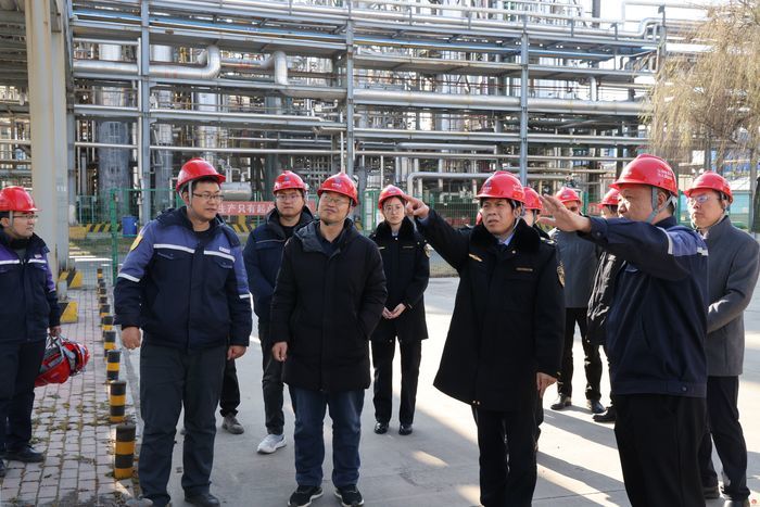 济南市应急管理局邀请行政执法社会监督员开展“伴随式执法”活动