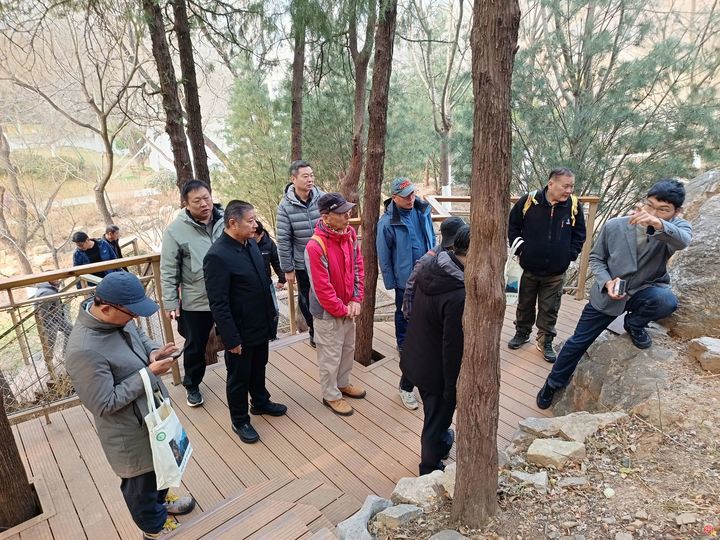 济南市园林和林业绿化局举办“零距离体验，争当森林守护者”政府开放日活动