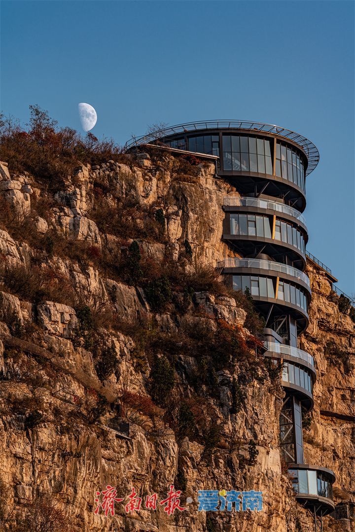 济潍高速1小时直达，解锁淄博版“绿野仙踪”