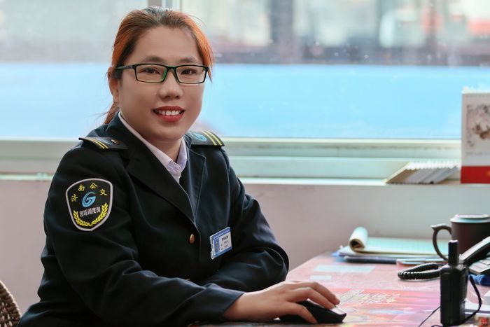 济南公交最美现场调度员谭爱群——32年公交生涯坚持站好最后一班岗