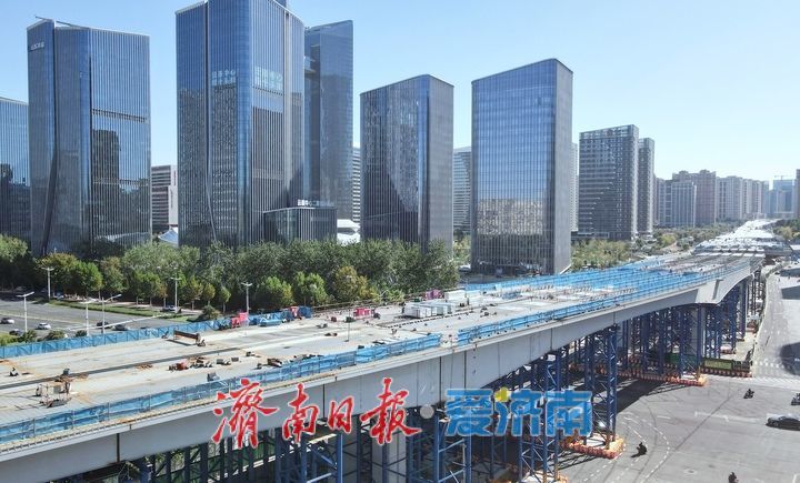 项目强省会｜跨经十路合龙段向南延伸贯通，济南凤凰黄河大桥南延主桥加速成势