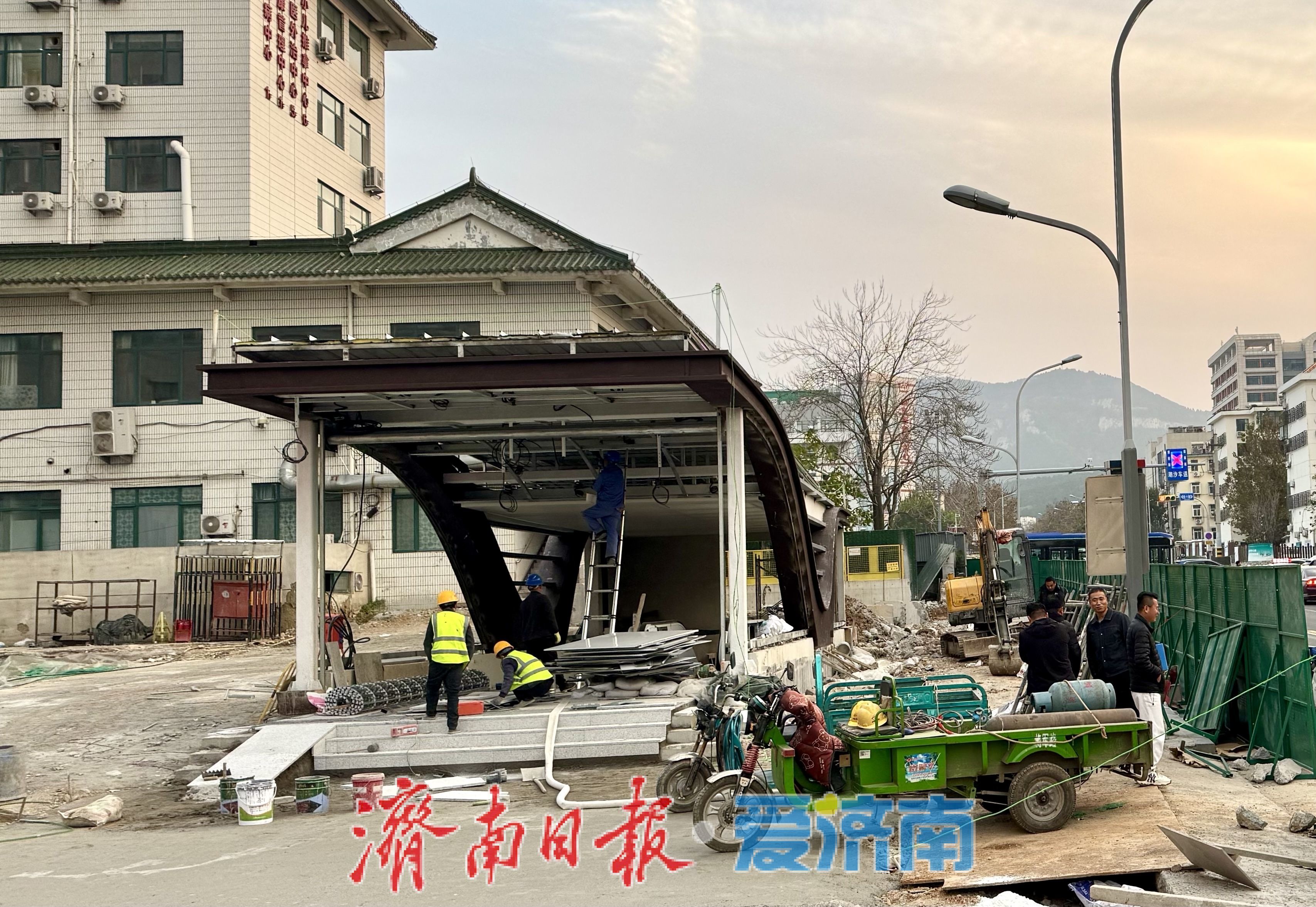 项目强省会｜济南地铁4号线山师东路站出入口亮相，开通进入冲刺阶段