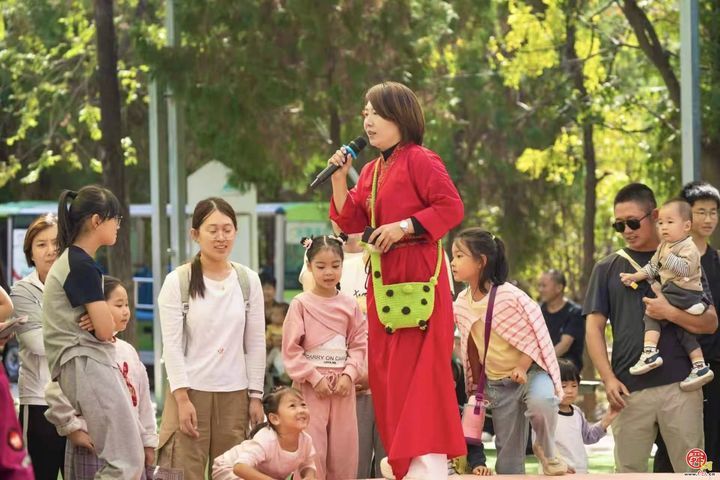 国庆假期秘境石崮寨火爆出圈！石崮寨三娘坐镇才艺大舞台，江湖好戏轮番上演