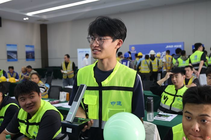 把安全带系在人生起点上 2026年济南工伤预防培训走进中建八局二公司医疗硅谷项目部