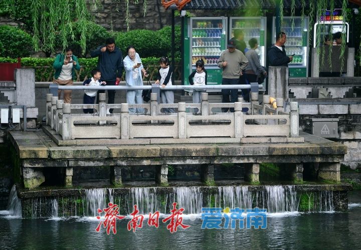 一年四季 泉在济南丨“国庆”8连涨逼近30米大关，黑虎泉水位达到3年来最高