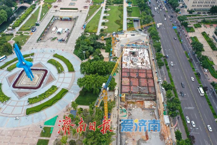 泉城广场南侧建智慧停车场 破解核心区双重难题