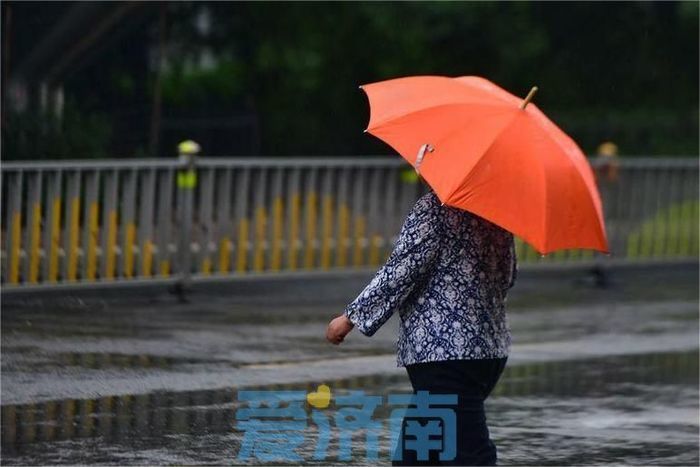 未来三天济南这些地区将有雷阵雨+7～8级风，周末还有大范围雨水来袭！