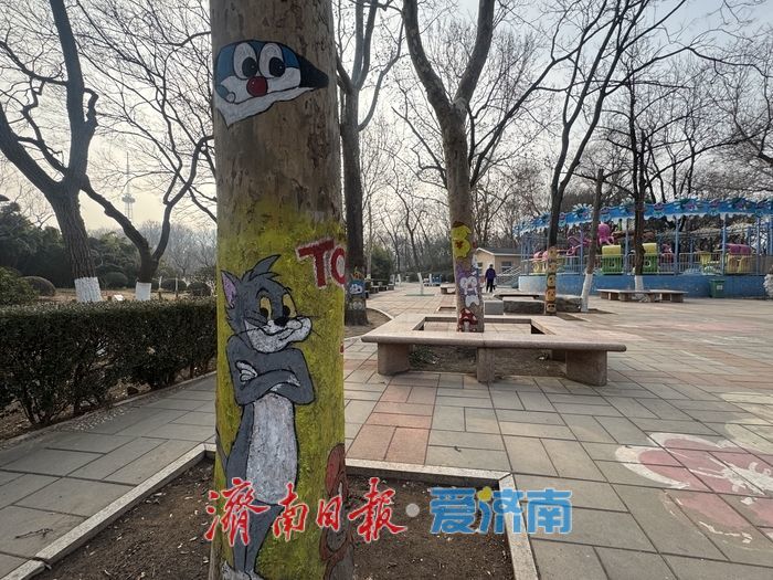 一年四季 泉在济南丨泉城公园树木绘卡通，冬日游园更有趣