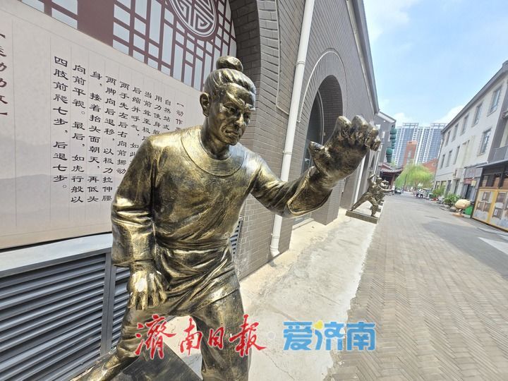 千年养生智慧凝于青铜之上，五禽戏雕塑造型吸睛