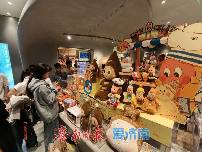 “潮玩经济”热度攀升注活力
