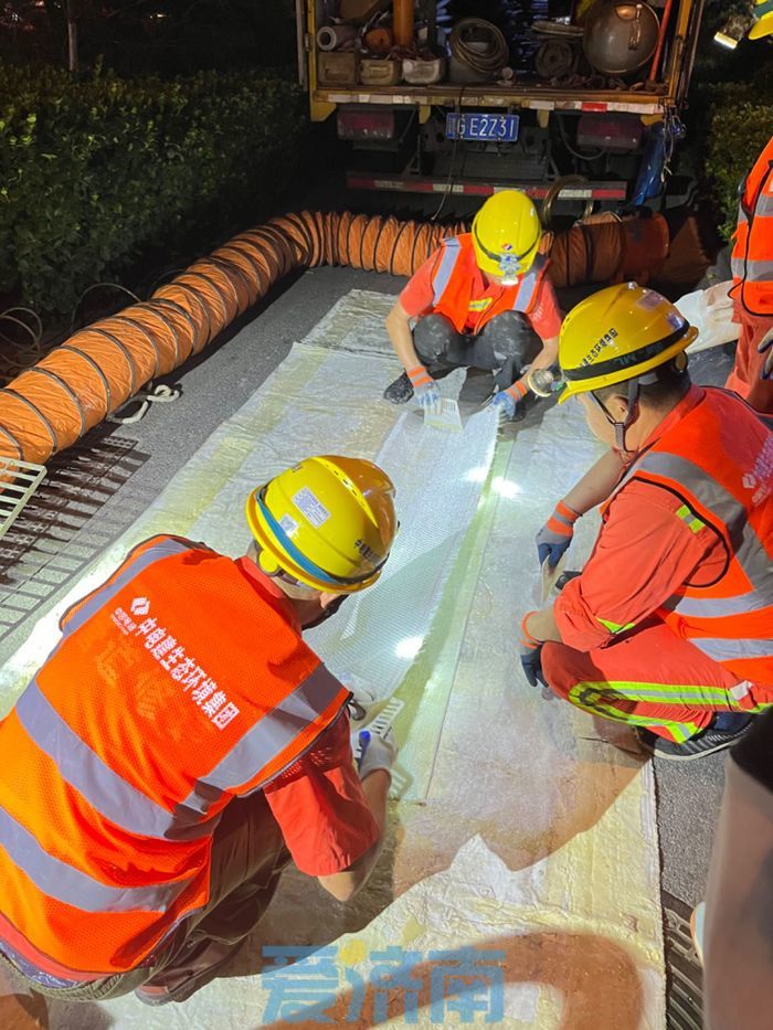 记者一线看防汛：这种液体是城市雨水管道“保护神”