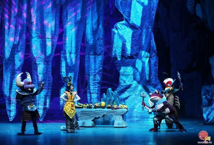 破大防了！80、90后的“顶流男团”空降章丘，一秒穿越小时候……