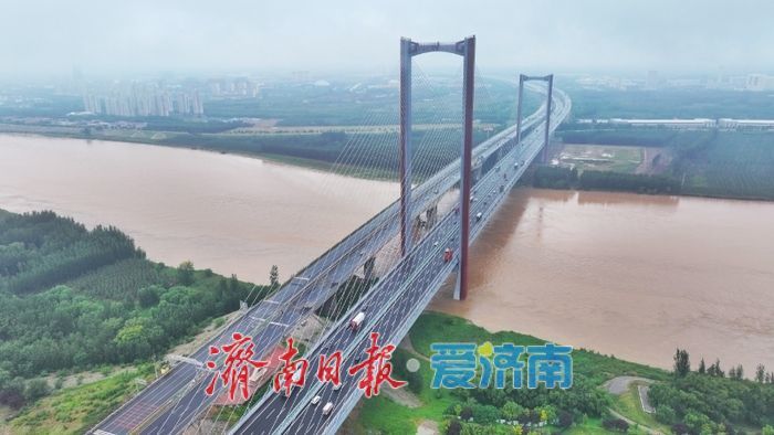 全国首条“六改十二”车道工程打造绿色智慧交通新样板 京台高速齐济段预计年底建成通车