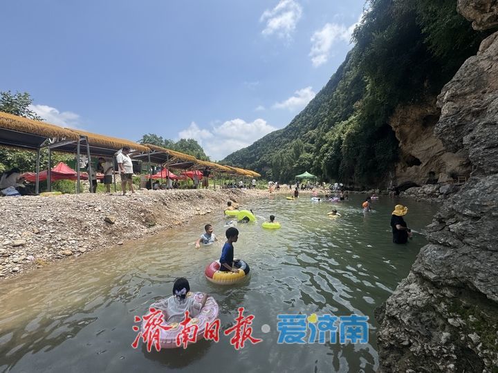章丘西庵村戏水纳凉 乐享夏日时光