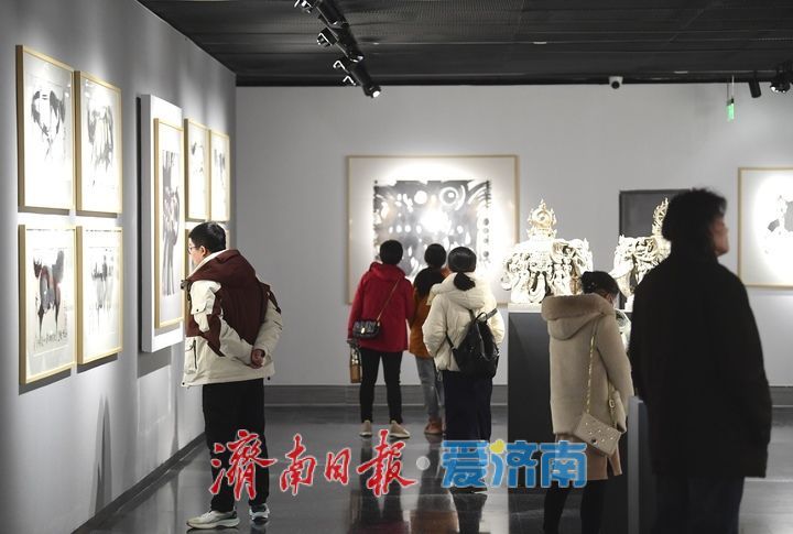 济南韩美林艺术馆迎来观展高峰