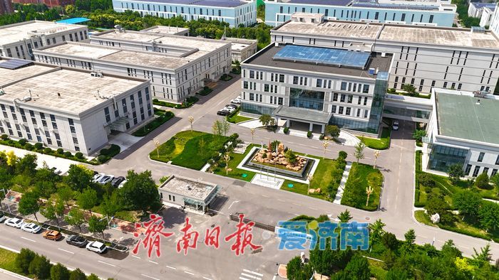 项目赋能 生产线上的新动能丨国内率先突破兆瓦级PEM电解水制氢技术 打破国外核心技术垄断！济南领跑绿氢装备国产化新赛道