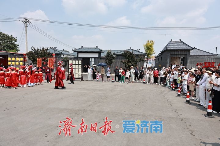 沉浸式实景表演点亮乡村文旅