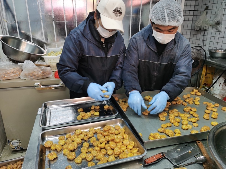 “琉璃地瓜”热度还没过去，糖溜马蹄又火出圈