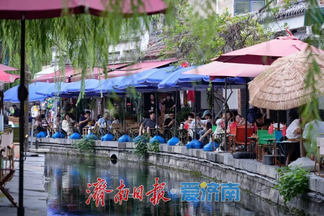 一年四季 泉在济南 