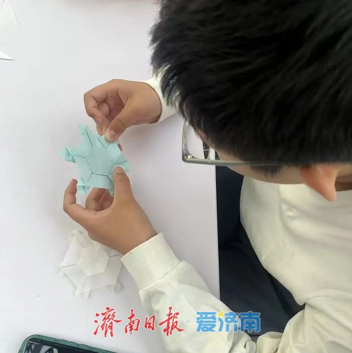 “泉”在济南过大年｜“瑞雪迎春兆丰年”创意折纸亲子体验活动在济南市美术馆（济南画院）举办 