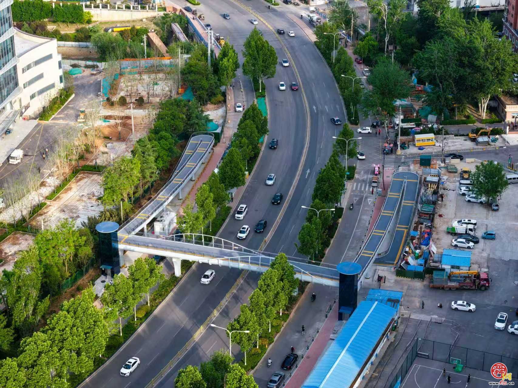 济南4座人行天桥“五一”前正式启用  泉城再添“空中走廊”