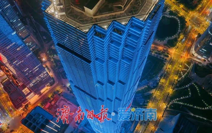 泉城夜空再添新名片，济南CBD绿地山东国金中心项目实现全面亮灯