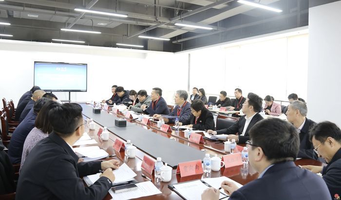 市政协开展月度商量：助推中欧班列集结中心建设