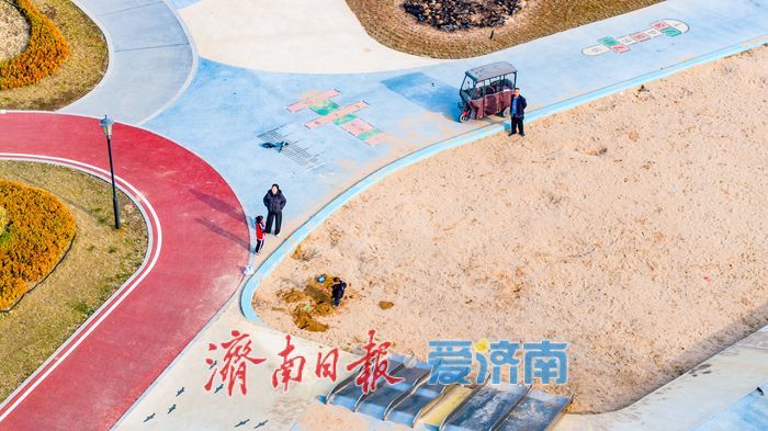 一年四季 泉在济南丨济南医学中心悦动绿谷公园焕发新姿