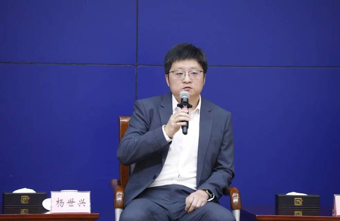 天岳先进联合四家企业落地8英寸碳化硅芯片产线，加速在新能源汽车等领域应用