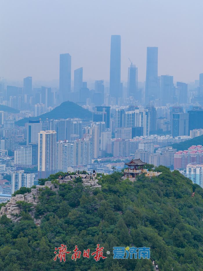 千佛山巅的“城市切片”