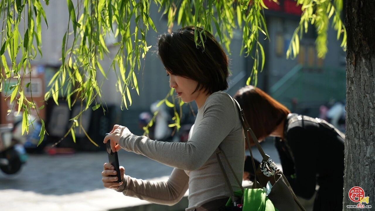 老街区也有新潮范儿！秋天的济南老街美极了