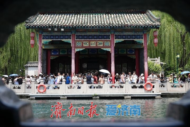 趵突泉再涨18厘米，跃居近十年地下水位历史同期第三位