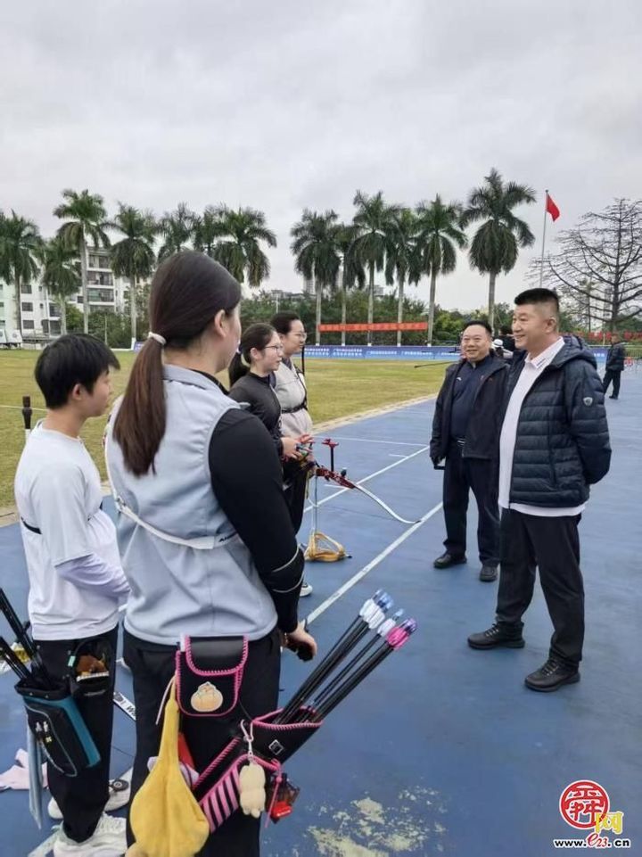 济南市体育局党组春节期间赴广西看望慰问外训运动队