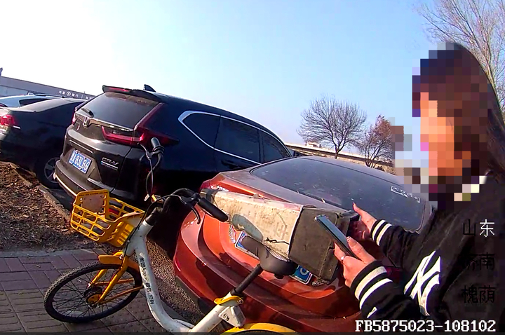 口罩、锥桶、单车齐上阵？济南经十西路多车花样遮挡号牌均被查