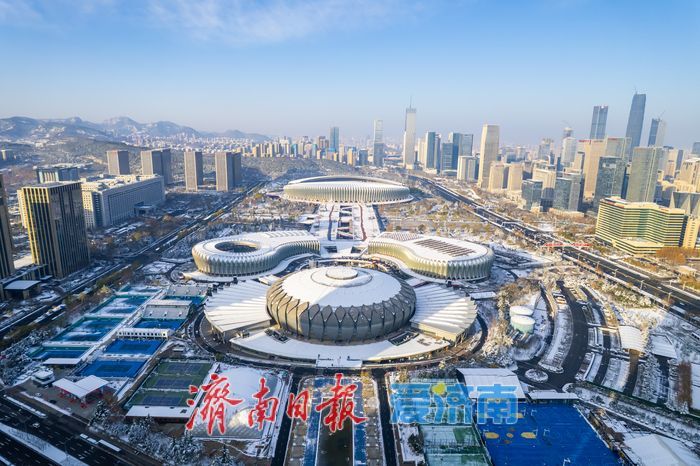 雪后济南开启“高清模式”！东部城区蓝天白雪颜值拉满