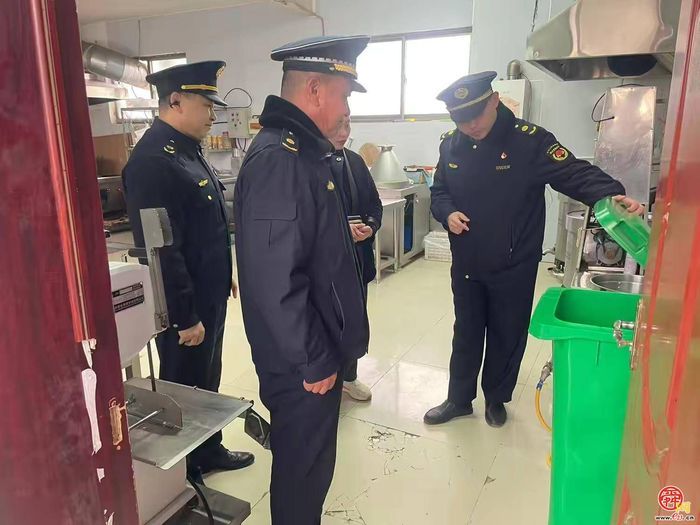 槐荫区城管局“执法开放日” ‍搭建政企民沟通桥梁