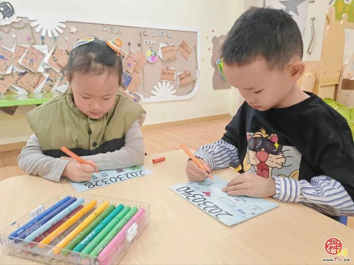 超燃！亲子微马乐翻天——济南市经五路幼儿园举办趣味运动嘉年华系列活动
