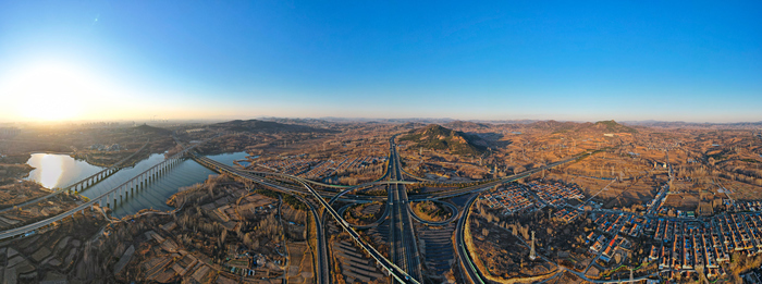晴好冬至 映照群山