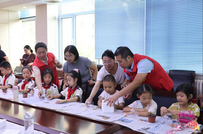 济南园·林惠民行“热带雨林植物的生存之道”科普活动走进舜耕路社区