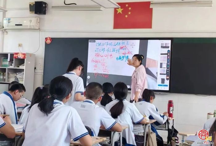 全景式领略市中各校课堂研究新图景 