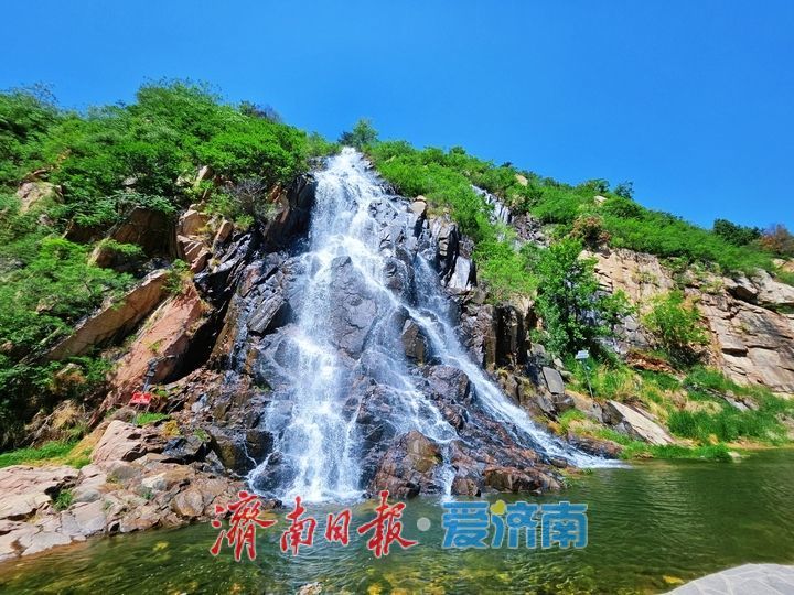 飞瀑流泉享清凉！济南南部山区黄巢瀑布水景正盛