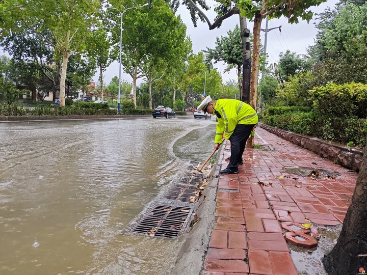 暴雨来袭，这份交通安全出行提示请查收！