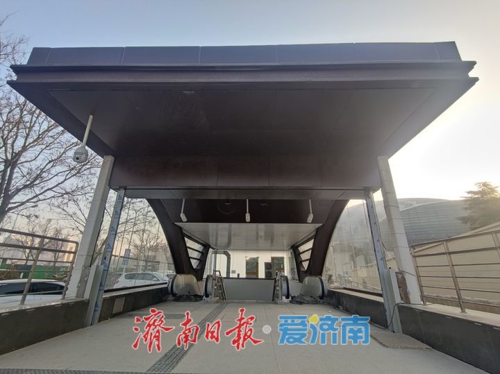 济南轨交6号线省会大剧院站出入口亮相