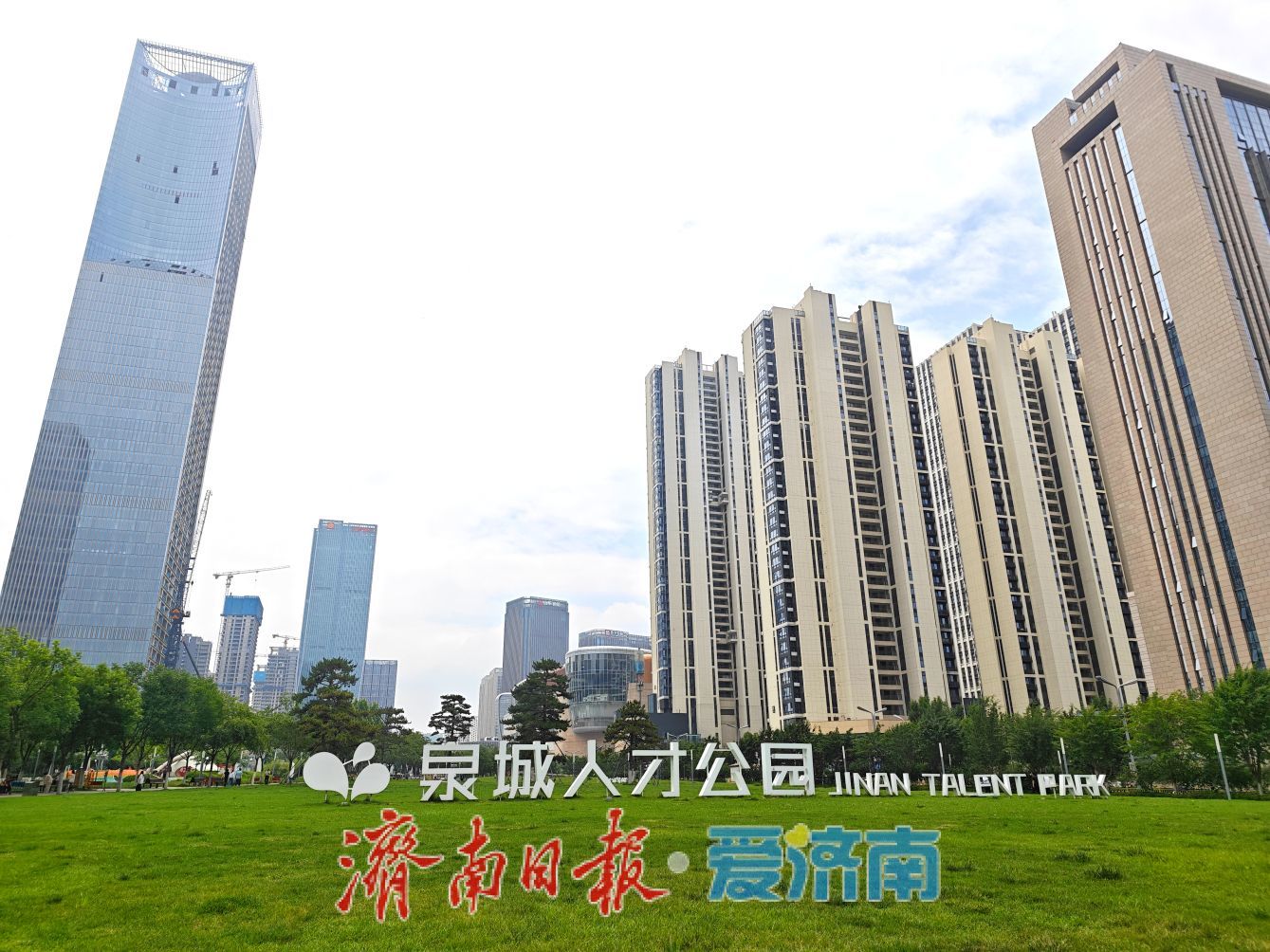 绿意直达居民“家门口”！历下区104座公园织就全域绿网