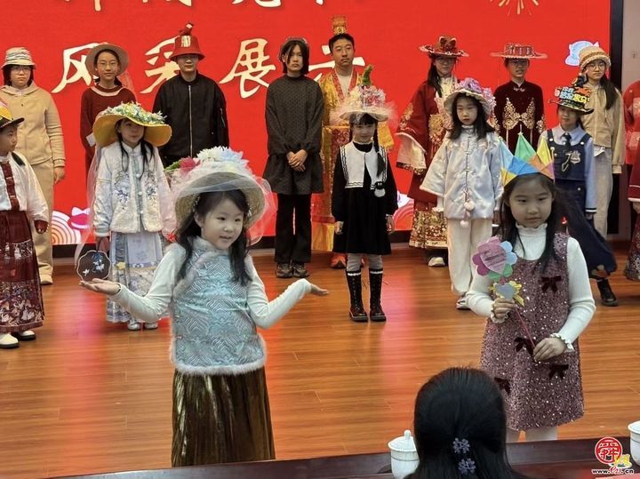 新年展 “新帽”，策马向目标 —— 济南市历下区龙德学校开学典礼创意启新程
